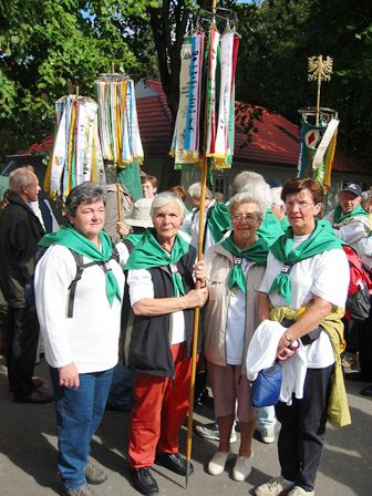 Haiterbacher Teilnehmerinnen beim Festzug in K&uuml;hlungsborn