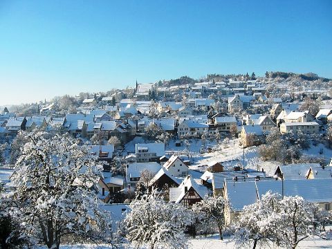 Blick auf Haiterbach im Winter